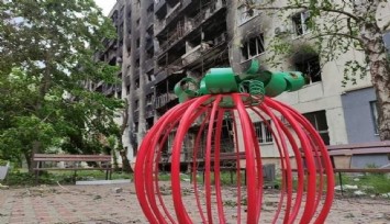 Rusya, Luhansk'ı vurdu: 13 ölü