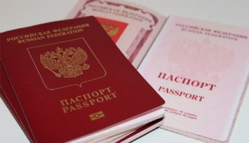 Rusya, Ukrayna'da Rus pasaportu dağıtmaya başladı