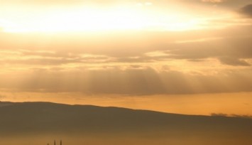 Ülke genelinde hava bulutlu, rüzgarlı ve yağmurlu