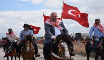 Menemen, Rahvan At Yarışlarıyla şenlendi