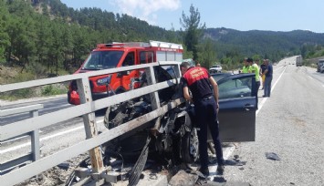 Köprüye ok gibi saplandı: 3 yaralı