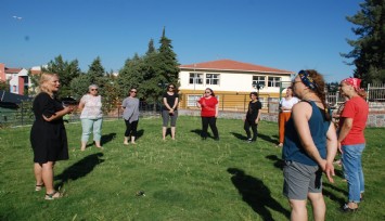 Kadınlar, kahkaha yogasıyla coştu