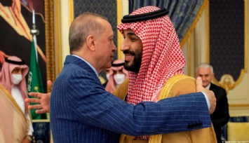 Saray’da Arapça müzik eşliğinde akşam yemeği