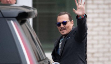 Johnny Depp Karayip Korsanları’na geri dönebilir