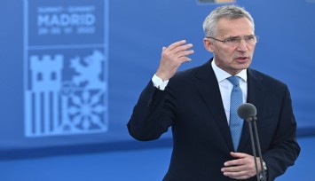 Stoltenberg: 'Tarihi kararlar alacağız'