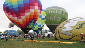 İspanya'da 26’ncı Avrupa Balon Festivali başladı