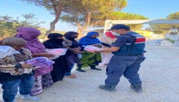 İzmir’de jandarma ekipleri 447 göçmen yakaladı