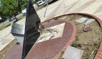 Konak’ta parklara vandal saldırısı