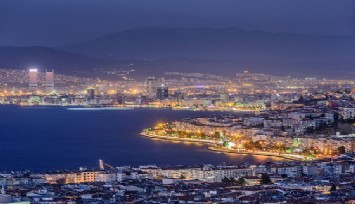 İzmir’de Cumhuriyet’in ikinci yüzyılının ekonomi politikaları belirlenecek