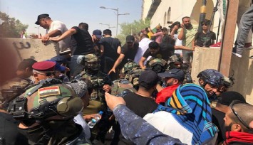 Irak karıştı: Bağdat'ta Sadr destekçileri yine Yeşil Bölge'yi bastı