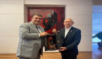 Başkan Yetişkin, CHP Lideri Kılıçdaroğlu’na Seferihisar’ın çalışma ve projelerini anlattı     