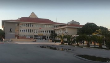 CHP Milletvekili Kılıç'tan Karşıyaka Atakent Anadolu Lisesi yıkımında 'fetva' çıkışı