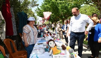 Çiğli’nin emektar kadınlarından üniversite öğrencilerini burs desteği