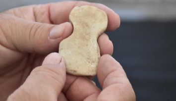 İzmir'de 5 bin yıllık mermer idol bulundu