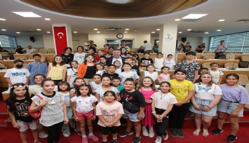 Bayraklı'da yaz okulları şölenle kapanıyor