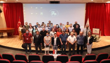 DEÜ'den ‘100. Yaşında İzmir’de Bilim’ semineri