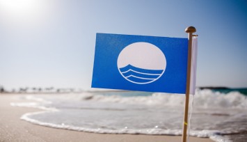 Mavi bayraklı plajlar artmaya devam ediyor, zirvede Antalya var