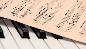 Dünyaca ünlü sanat okulunda eğitim alacak
