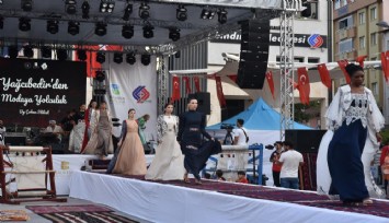 Yağcıbedir halısıyla modaya yolculuk