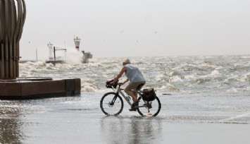 İzmir’e Poyraz uyarısı