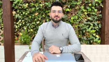 'Çocuklarımızı internetin karanlık tarafından uzak tutmalıyız'