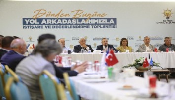 AK Parti İzmir, eski başkanlarla buluştu