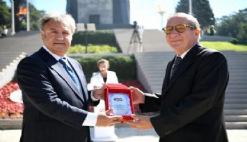 Bornova Marşı'nın bestecisine vefa