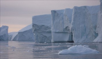 Kuzey Kutbu'ndaki buzulların kalınlığı ve kütlesi yıl boyu ölçülebilecek