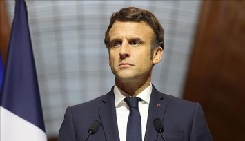 Macron: Ukrayna'daki referandumlar bir parodi