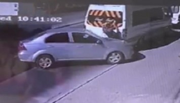  İki aracın arasında sıkıştı, hayatını kaybetti