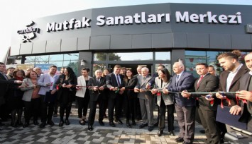 Karşıyaka'nın yeni gözdesi kapılarını açtı: Cordelion Mutfak Sanatları Merkezi 'Merhaba' dedi