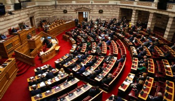 Yunanistan'da muhalefetten hükümete dinleme skandalı hakkında gensoru önergesi