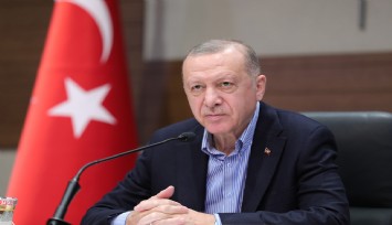 Cumhurbaşkanı Erdoğan depremin vurduğu illerin valileriyle görüştü