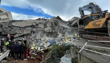 Depremde can kaybı giderek artıyor, 2316 kişi hayatını kaybetti