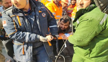 128'inci saatte çifte sevinç, baba ile bebeği sağ kurtarıldı