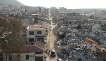 Hatay'da dünyanın aydınlatılan ilk caddesiydi, şimdi tanınmaz halde