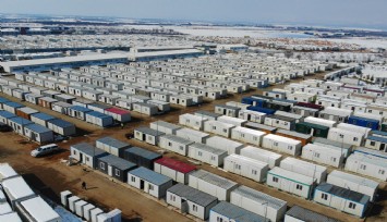 Malatya'da 10 bin kişinin barınacağı konteyner kente aileler yerleşmeye başladı