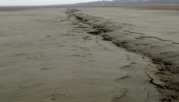 Elazığ fay hattında zemin sıvılaşması görüntülendi