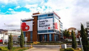 Bayraklı'da bin öğrenciye beslenme desteği: 'Bayraklım Kart' devrede
