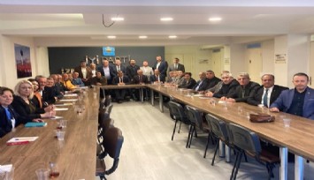 İYİ Parti İzmir İl Başkanı Bezircilioğlu: Her şart ve koşulda Genel Başkanımızın yanındayız