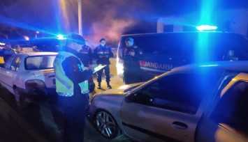 İzmir'de huzur uygulamasında 37 aranan şahıs yakalandı