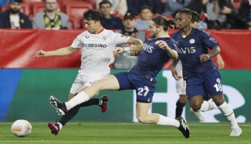 Fenerbahçe, Sevilla'yı geçemedi: 2-0