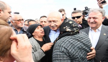 Kılıçdaroğlu Başkan İduğ ile Bornova Belediyesi'nin çadır kentinde