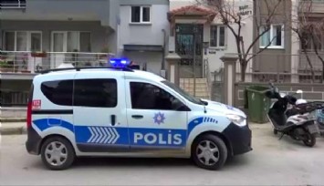 Kardeşini bıçaklayıp kaçtı