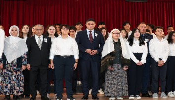 Aliağa'da İstiklal Marşı'nın kabulü ve Mehmet Akif Ersoy'u Anma Günü kutlandı