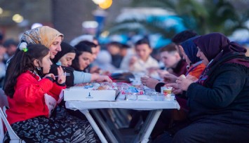 Ramazanın ilk gününde İzmir, Adıyaman, Osmaniye ve Hatay'da iftar sofrası kurulacak