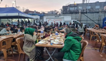 Konak’tan çadır kentte ilk iftar