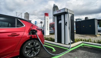 Türkiye'de elektrikli araçlar için şarj istasyon sayısı 6 bin 500 adete ulaştı