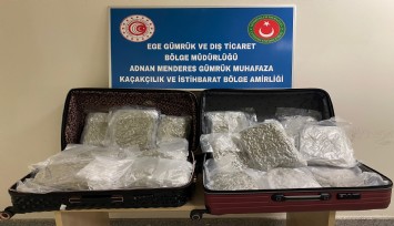 İzmir'deki havalimanında valiz içerisinden 'zehir' çıktı