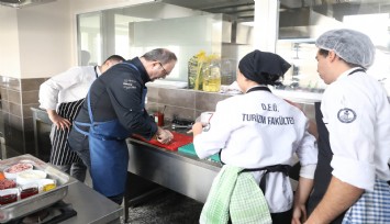 DEÜ'den işitme engelli bireylere aşçılık eğitimi